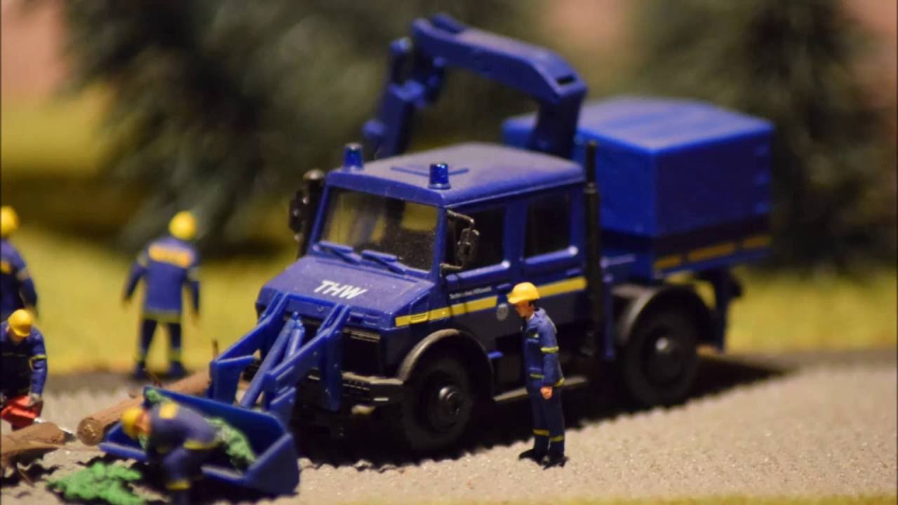 Modellbau Diorama Maßstab 1:87 / THW & Rettungsdienst H0