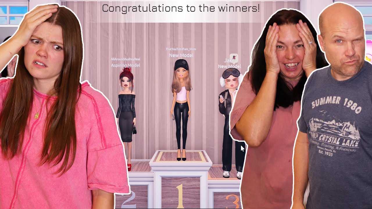 Teaching my PARENTS Roblox Dress to Impress!