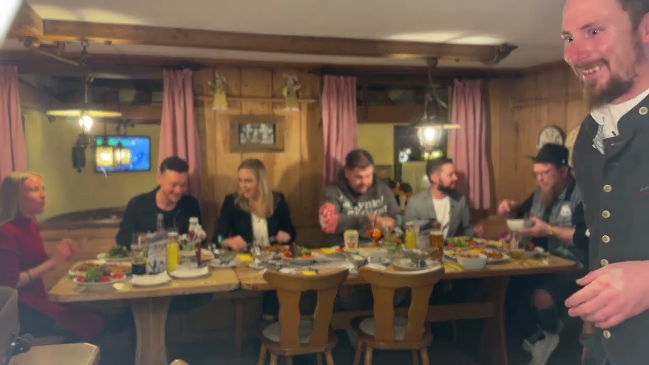 LOSAMOL & KulinaRicks - der „musikalisch kulinarische“ Podcast - Folge 3: Die Schnitzelalm