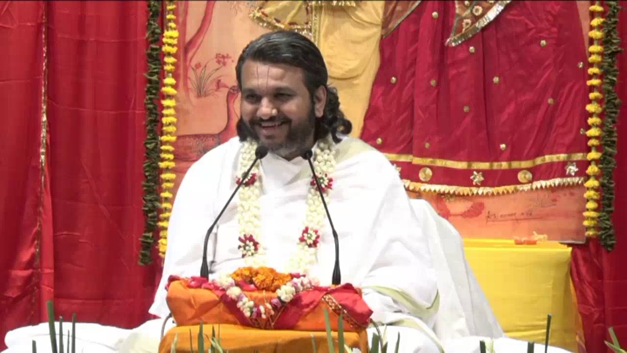 Pushti Rasaswad Subject 'Shri Gusaiji-1' by Shri Dwarkeshlalji Mahoday Shri (Kadi-Ahmedabad)@Mumbai