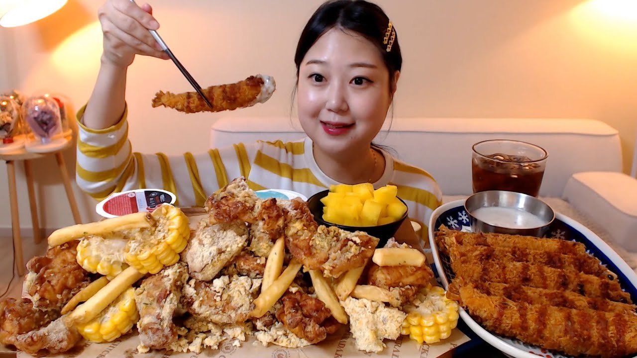 껍질이 엄청 바삭한 푸라닭 콘소메이징치킨 악마새우 악마소스 타르타르소스 먹방 Corn Chicken Spicy shrimp Koreanfood mukbang Eatingsound