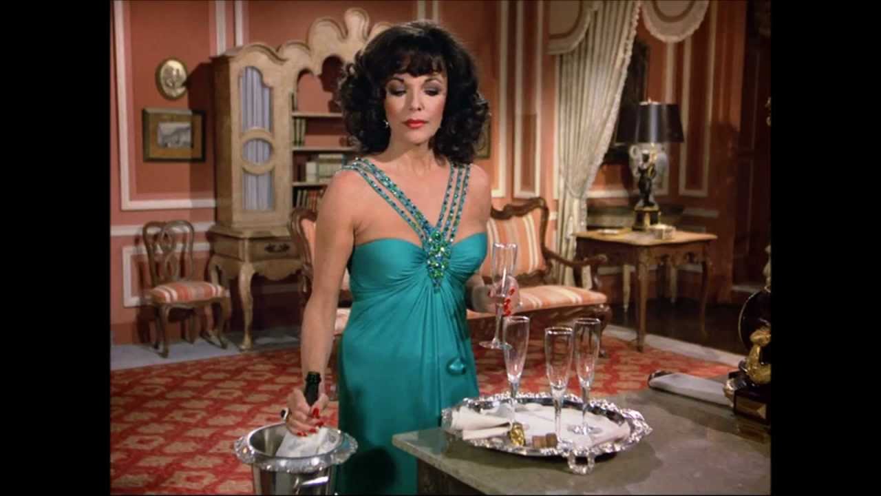 Joan Collins. What did she wear on Dynasty season 2?
