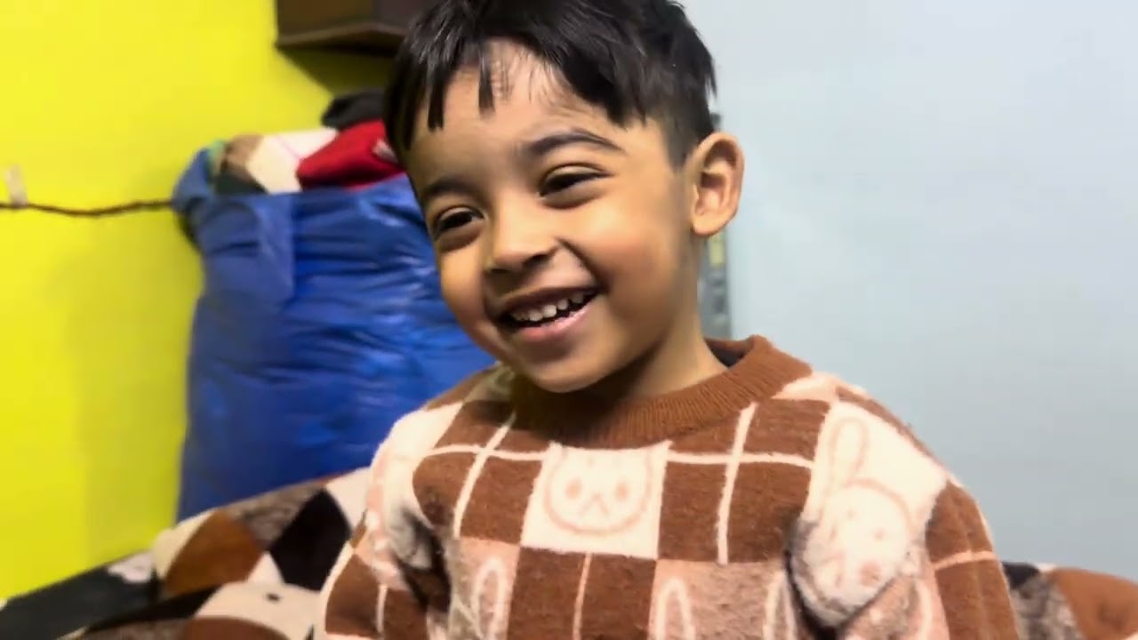 Papa Bête Ne Ki Dhoop Me Bahot Masti