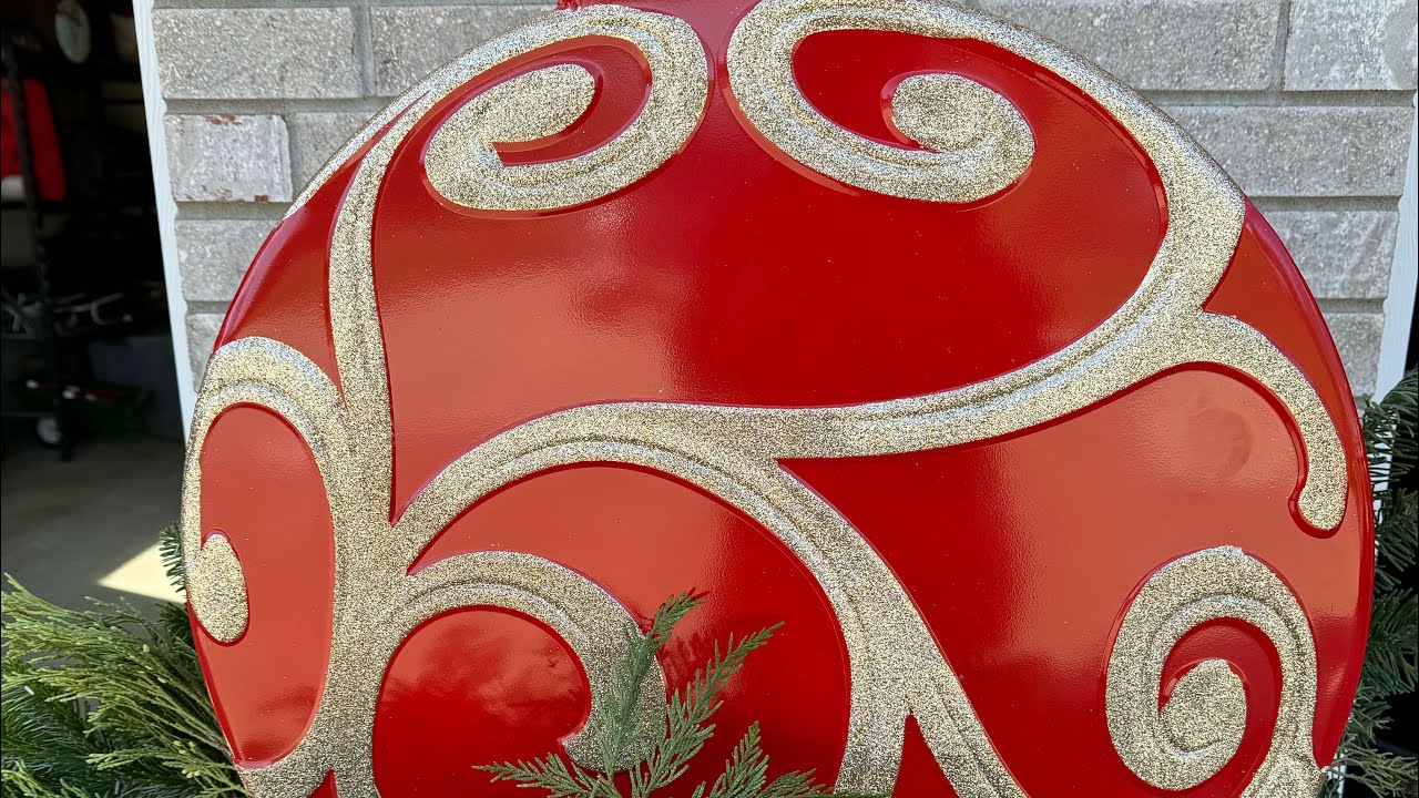 How to design an Outdoor Holiday Container