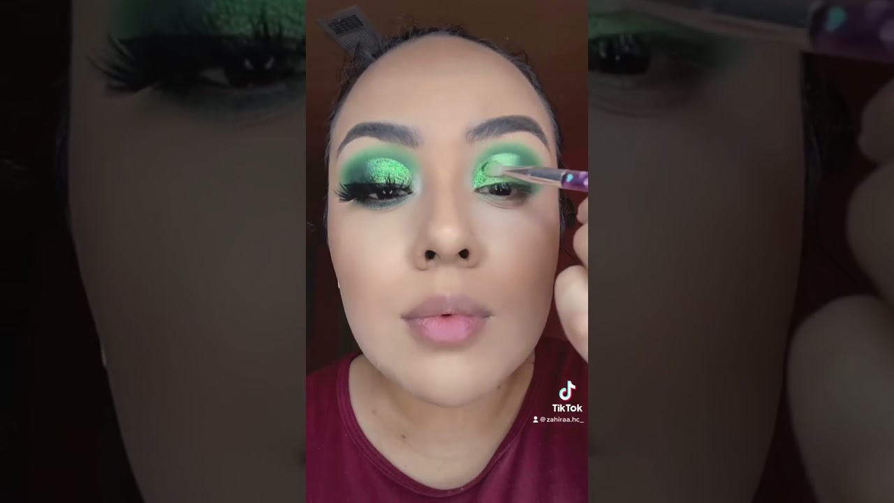 Green makeup