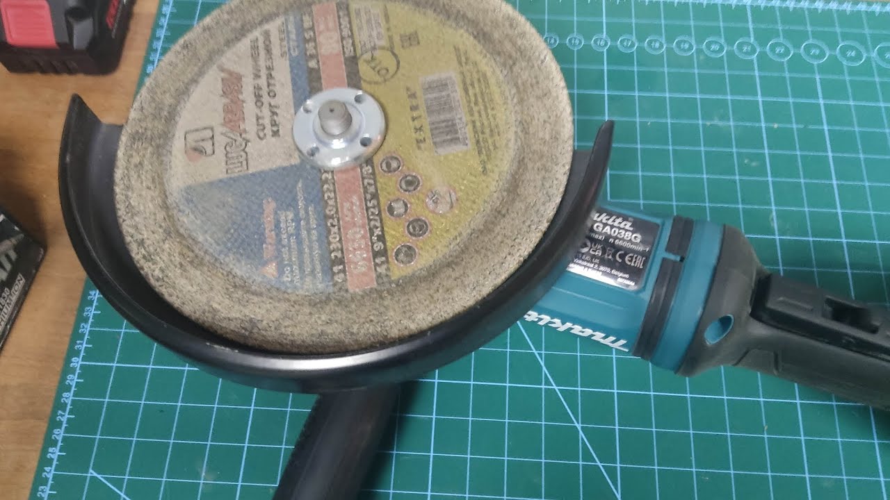 Самая мощная аккумуляторная болгарка MAKITA XGT GA038G