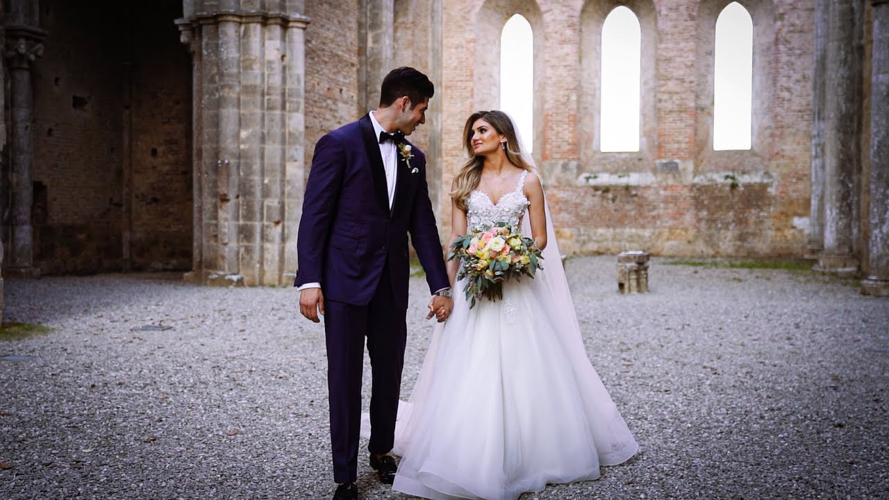 Wedding at San Galgano Abbey / Wedding in Tuscany