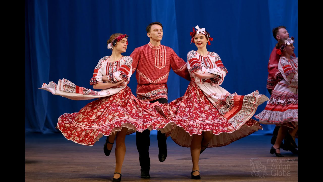 «Каких подружек ты возьмешь