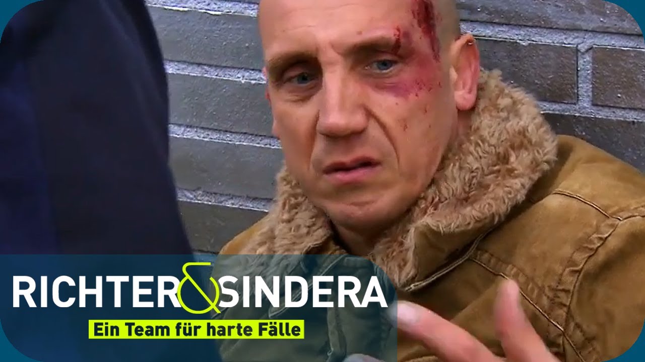 Mann von zwei Polizisten niedergeschlagen! | 1/2 | Richter & Sindera | SAT.1
