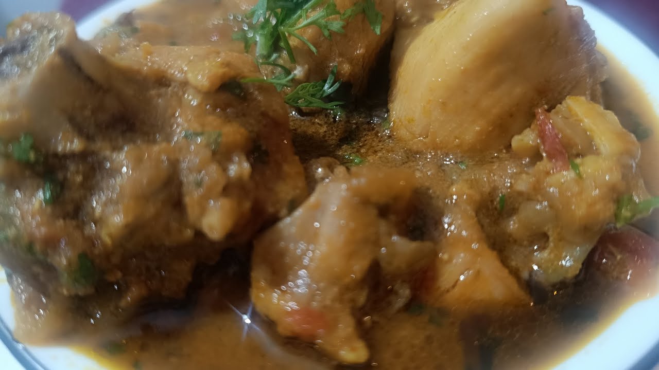 ಮನೆ ಸ್ಟೈಲ್ ಸಿಂಪಲ್ ಚಿಕನ್ ಗ್ರೇವಿ | Easy Chicken Curry Recipe.     #chicken #chickengun #chickenrecipe 