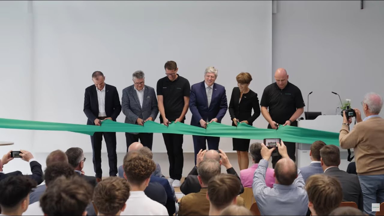 Eröffnung hochmodernes Ausbildungszentrum in Bühl [Schaeffler]