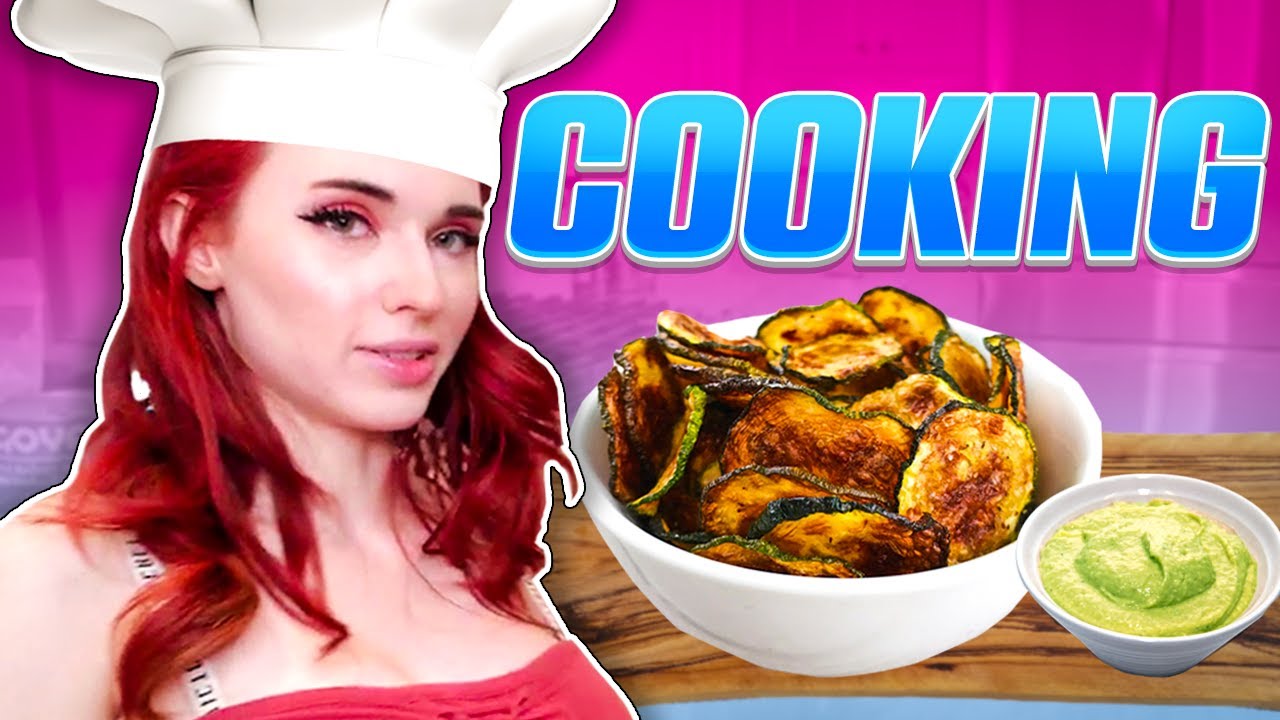 Amouranth BACK in the Kitchen... (Cooking Stream Highlights!)