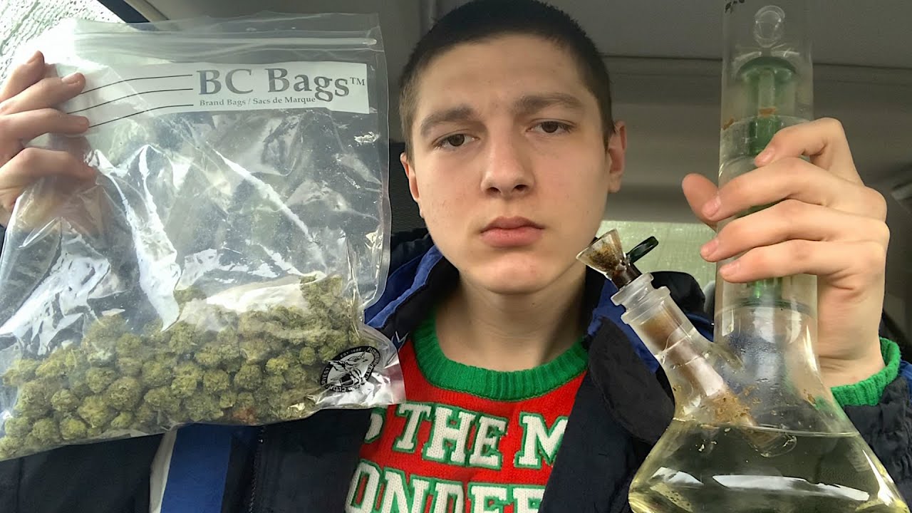 MY FIRST TIME GETTING HIGH!