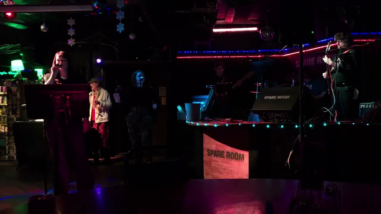 Brianne singing My Favorite Mistake