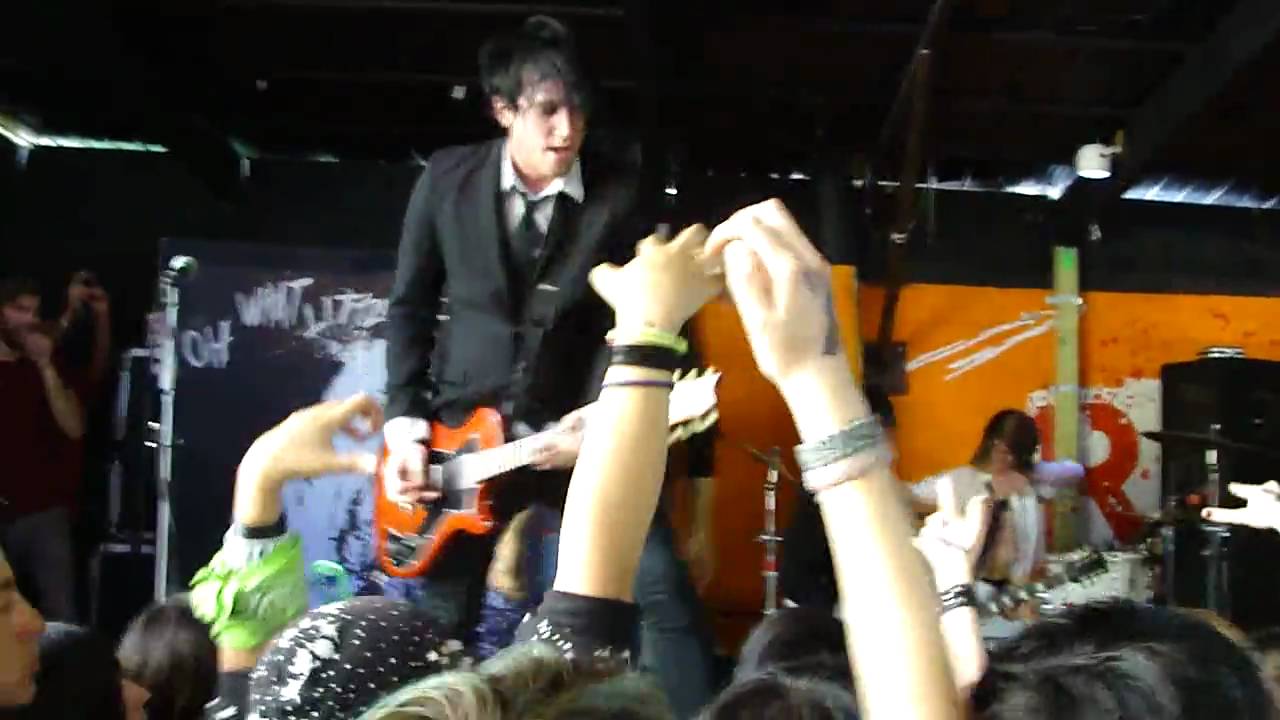 Alesana - The Thespian LIVE at Red 7 in Austin, Texas @ SXSW (HD)