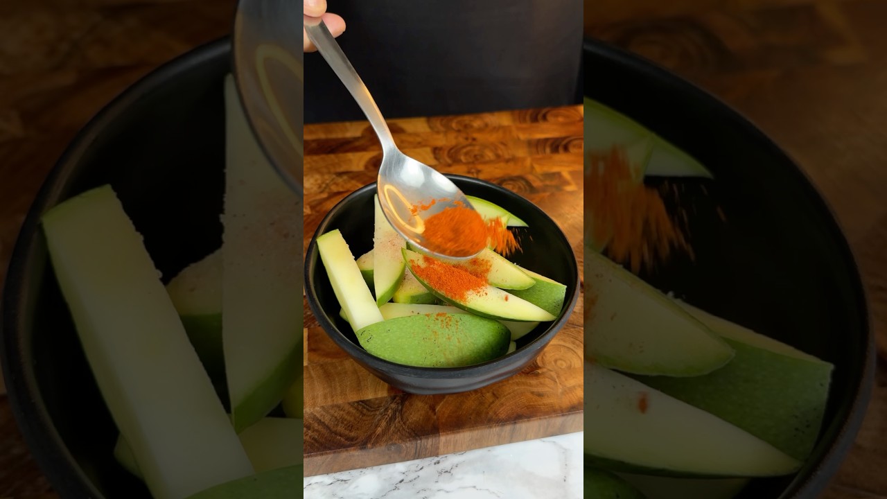 Raw Mango With Chilli & Salt ASMR || #shorts #food #cooking #asmr #recipe #indianasmrworld #mango