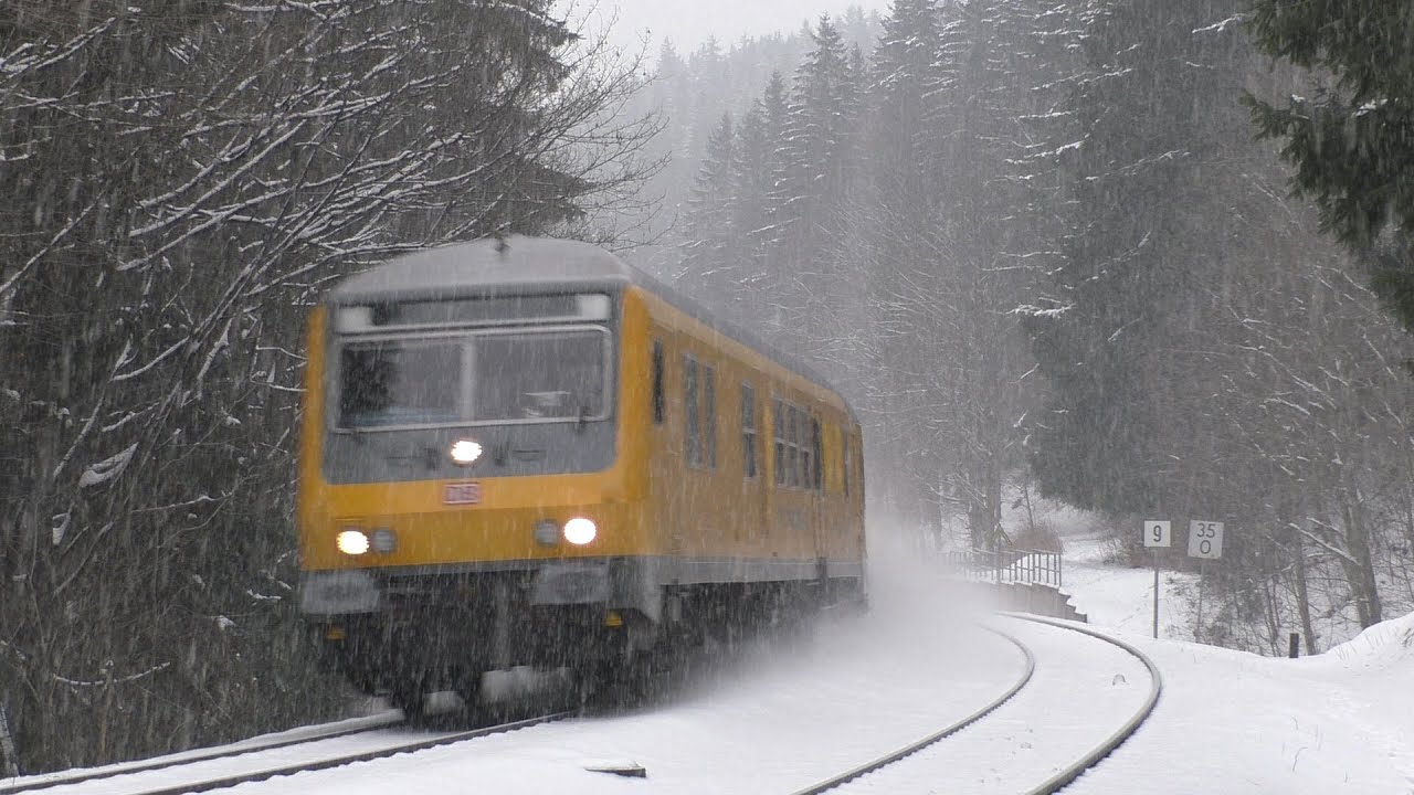 218 477-8 mit Messzug in Gehlberg
