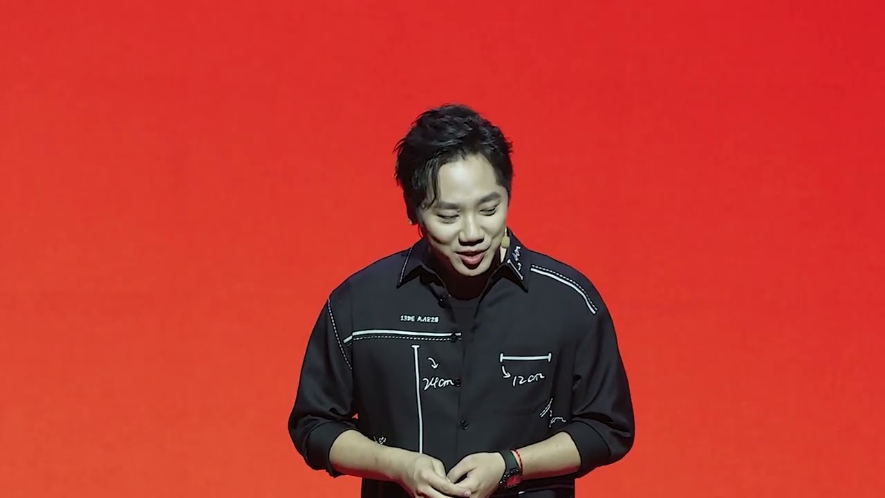 Journey Across Hollywood: A Director's Path to Growth | Rui Cui | TEDxShanghai