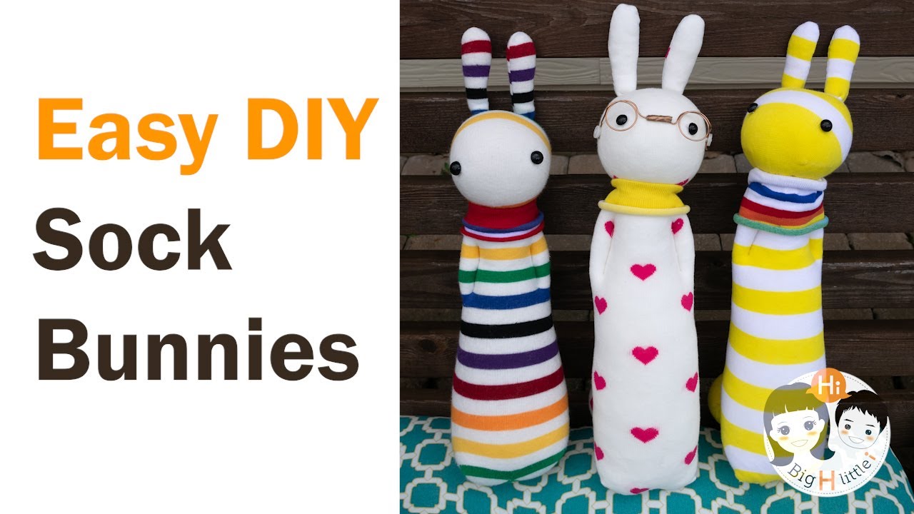 DIY Sock dolls (Easy Sock Bunnies)
