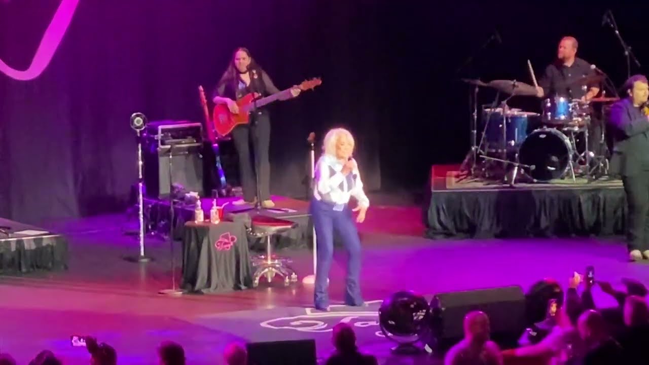Tanya Tucker - It's a Little Too Late - Brown County Music Center - Brown County, IN