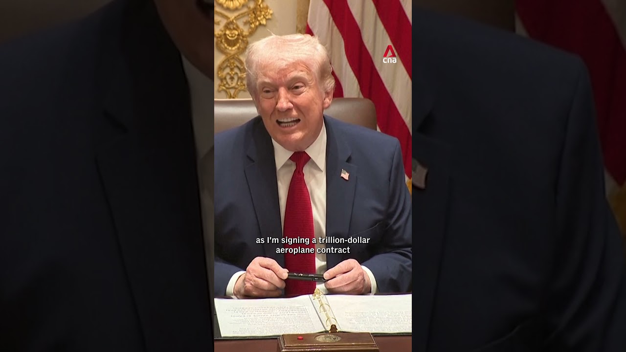 Трамп прервал заседание кабинета министров, посвященное войне и росту цен, чтобы поговорить о мар...