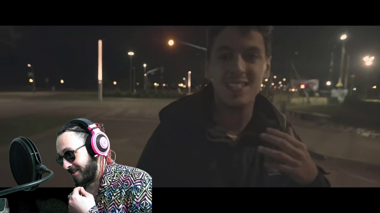 Acru - Román | Reaccion | Snazzy