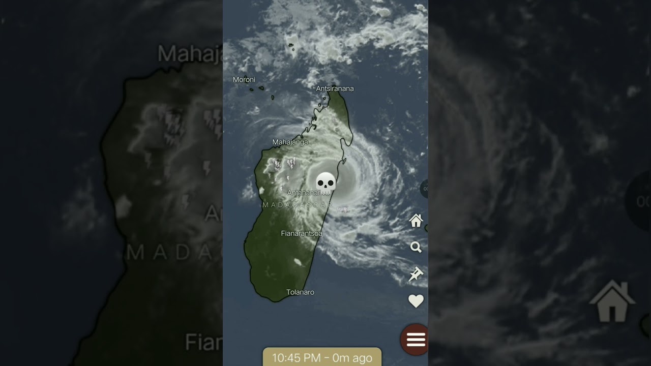 Cyclone Gezani intensifying to category 3 and it's satellite imagery #storm#cyclone#funkk#music#