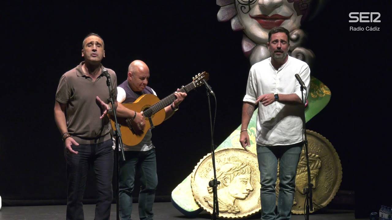 Carli Brihuega y Dani Obregón, junto a Pacoli, cantan El Espíritu de Cai