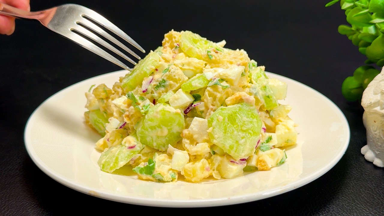 Моя мама похудела на 25 кг за месяц. Салат из огурцов, сжигающий жир на животе!