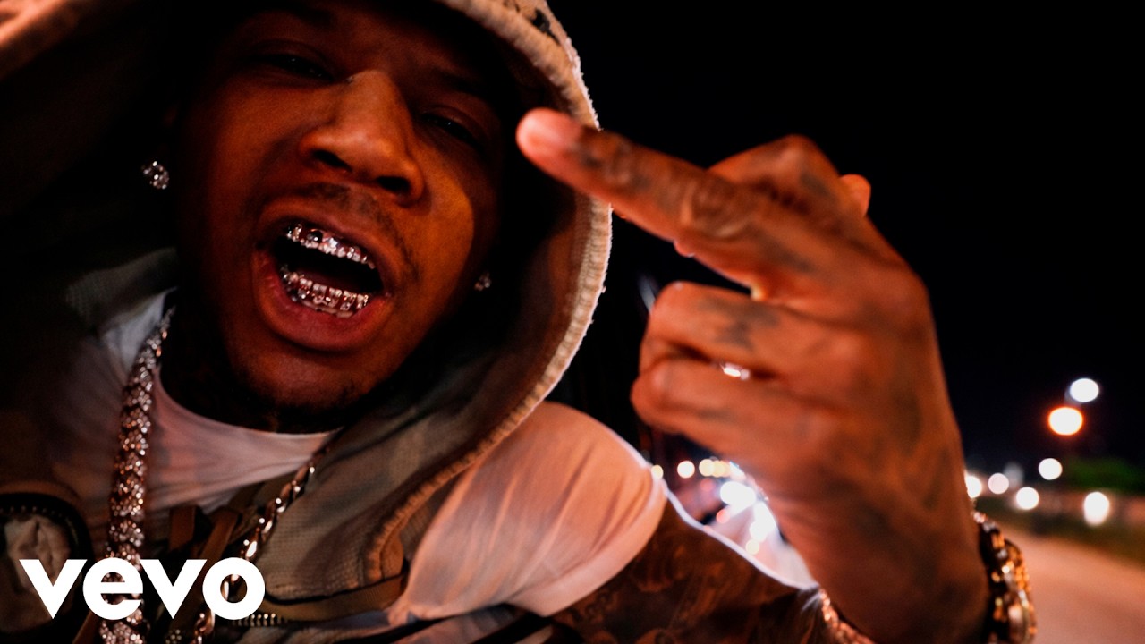 Moneybagg Yo – Pressure Talk feat. DaBaby (Music Video)