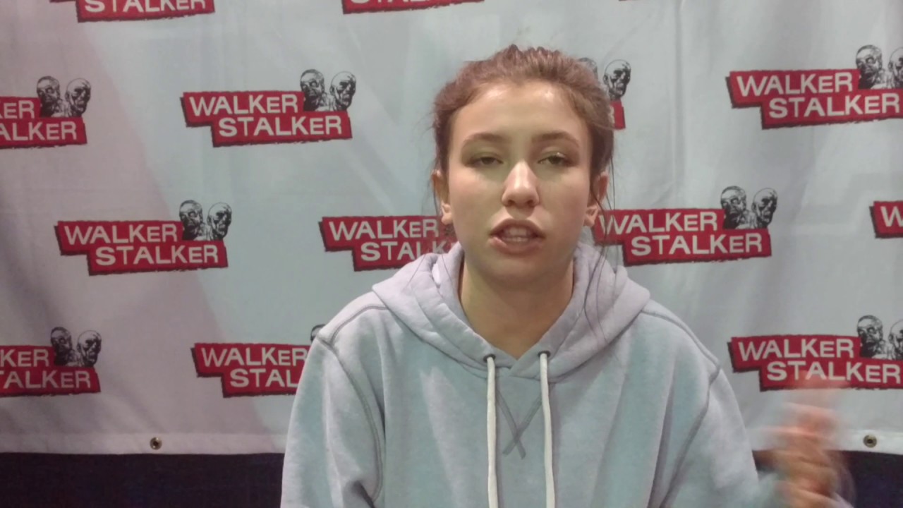 Katelyn Nacon interview at Walker Stalker Chicago 2017