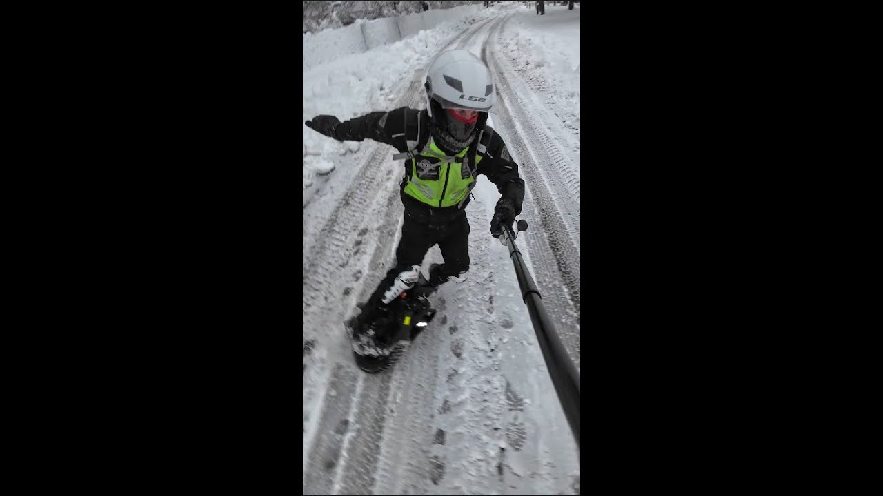 Brutal unexpected Fall on the Snow !  