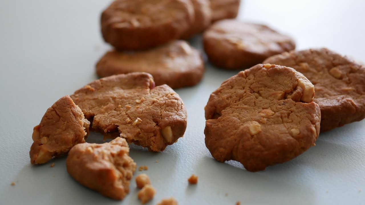 材料4つ!ピーナツバターで作るクッキー | Peanut butter cookies