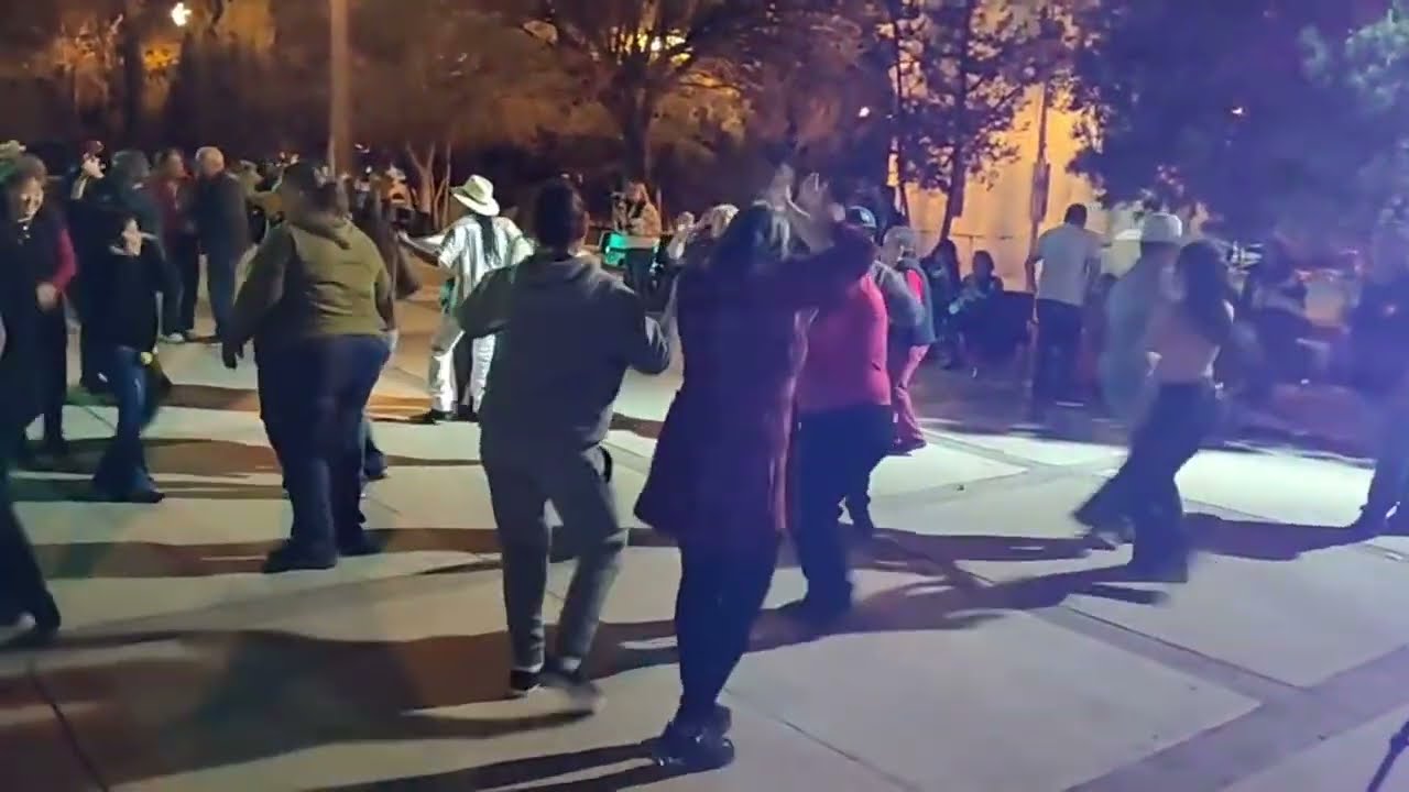 Momentos destacados de Laurita la de Chihuahua  está en vivo (27:14 - 32:14)