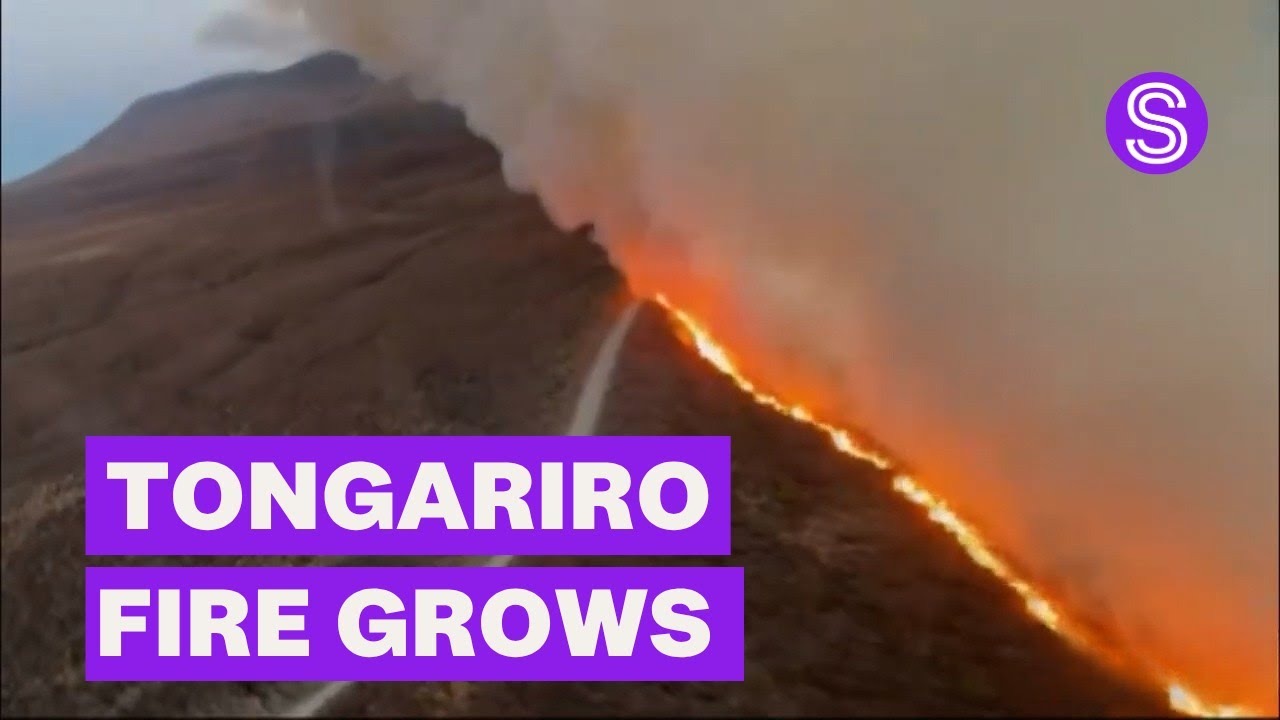 Evacuations as the monster wildfire at Tongariro National Park continues to grow | Stuff.co.nz