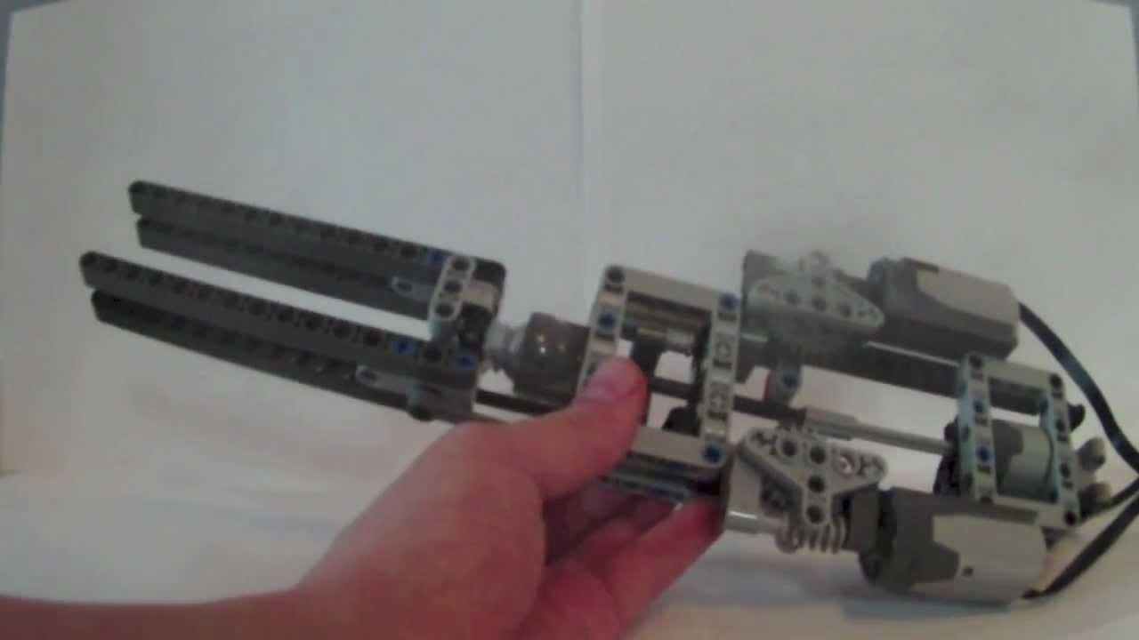 Lego Robotic Arm - Ball Joint Concept