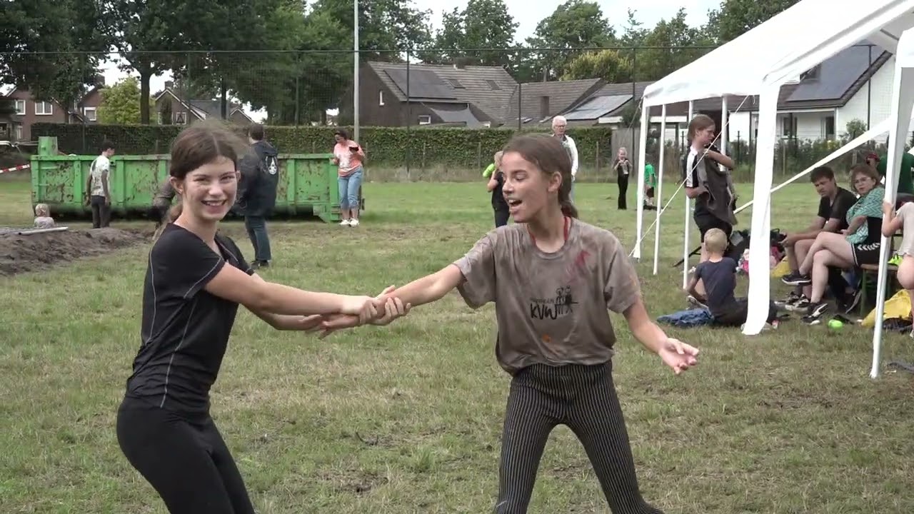 Modder en kabelbaan bij KVW Panningen
