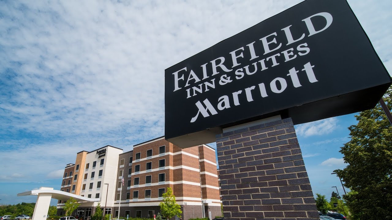 Fairfield Inn & Suites by Marriott Chicago Schaumburg, IL (Hotel Tour)