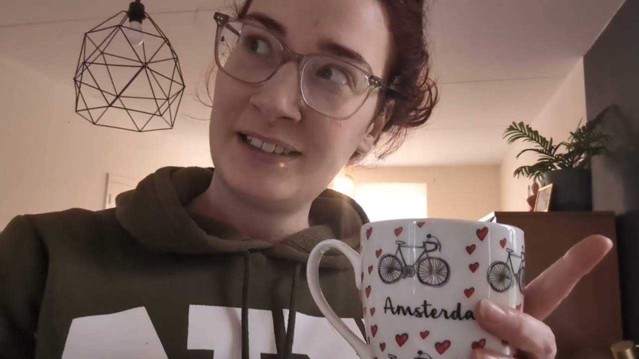 EEN NIEUWE JAS EN HEEL VEEL HOOI KOPEN VOOR DE DIERTJES 🐰🐹 #1115 