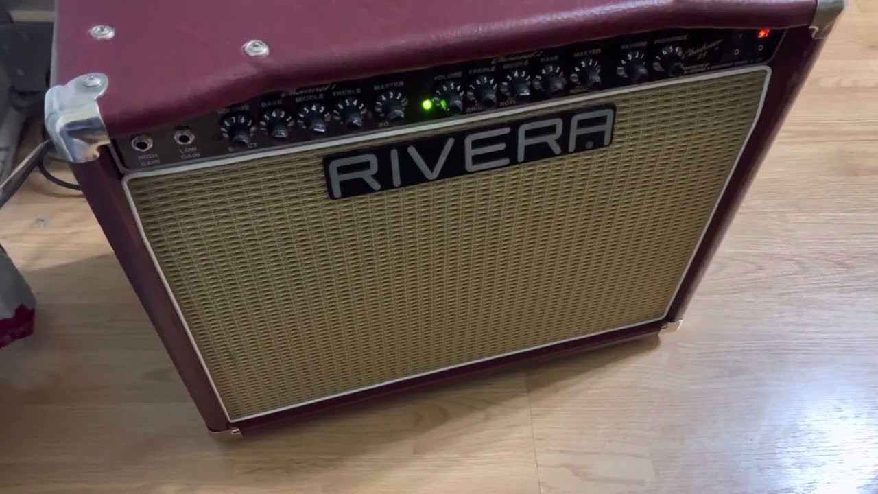 Rivera Chubster 55 hum issue