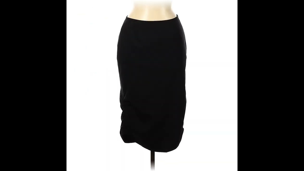 Elegant Simplicity: Giorgio Armani Women's Black Wool Skirt