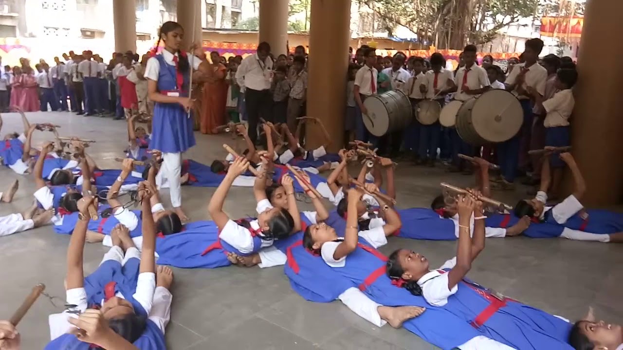 सरस्वती विद्या मंदिर लेझीम पथक