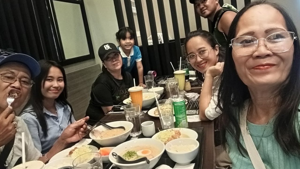  MAS MAY HIHIGIT PABA SA SARAP? KONG SAMA SAMA ANG BUONG PAMILYA NA KUMAKAIN SA HAPAGKAINAN🥰 