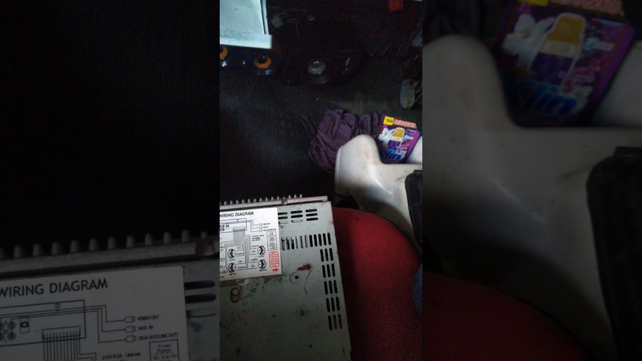 Bongkar tape dvd mobil sendiri