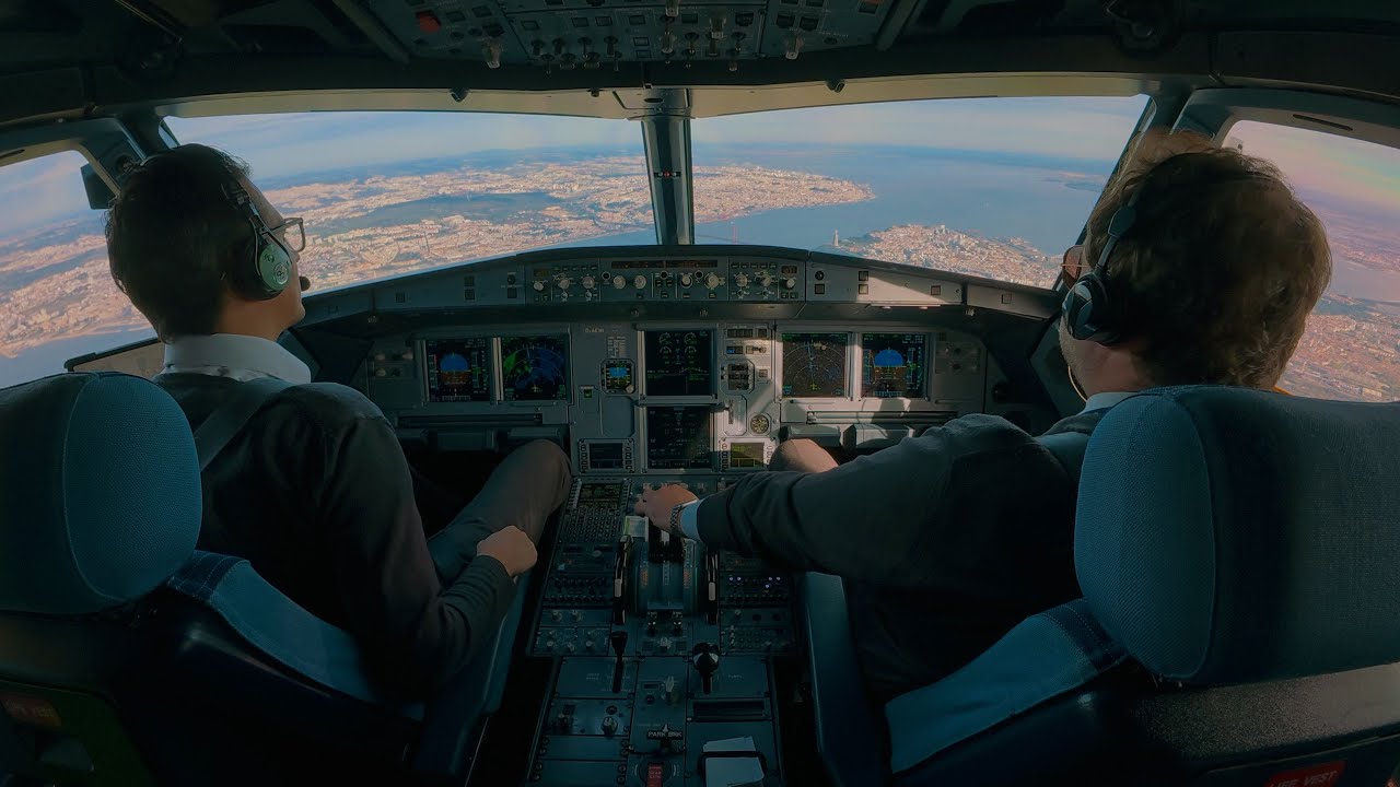 Amazing A320neo Dubai preview + LIS approach and landing RWY 02 cockpit view