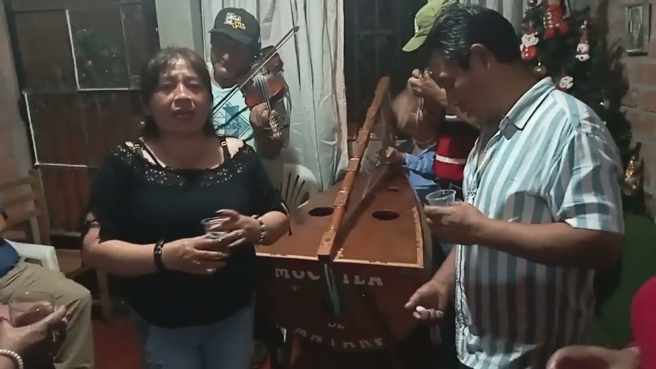 festival cumpleaños de mujer Andina de Sucre