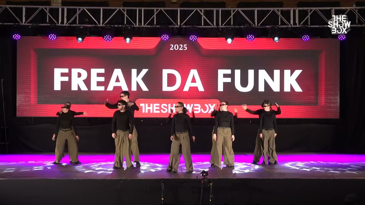 FREAK DA FUNK_The Show Box_Absoluta B_2025