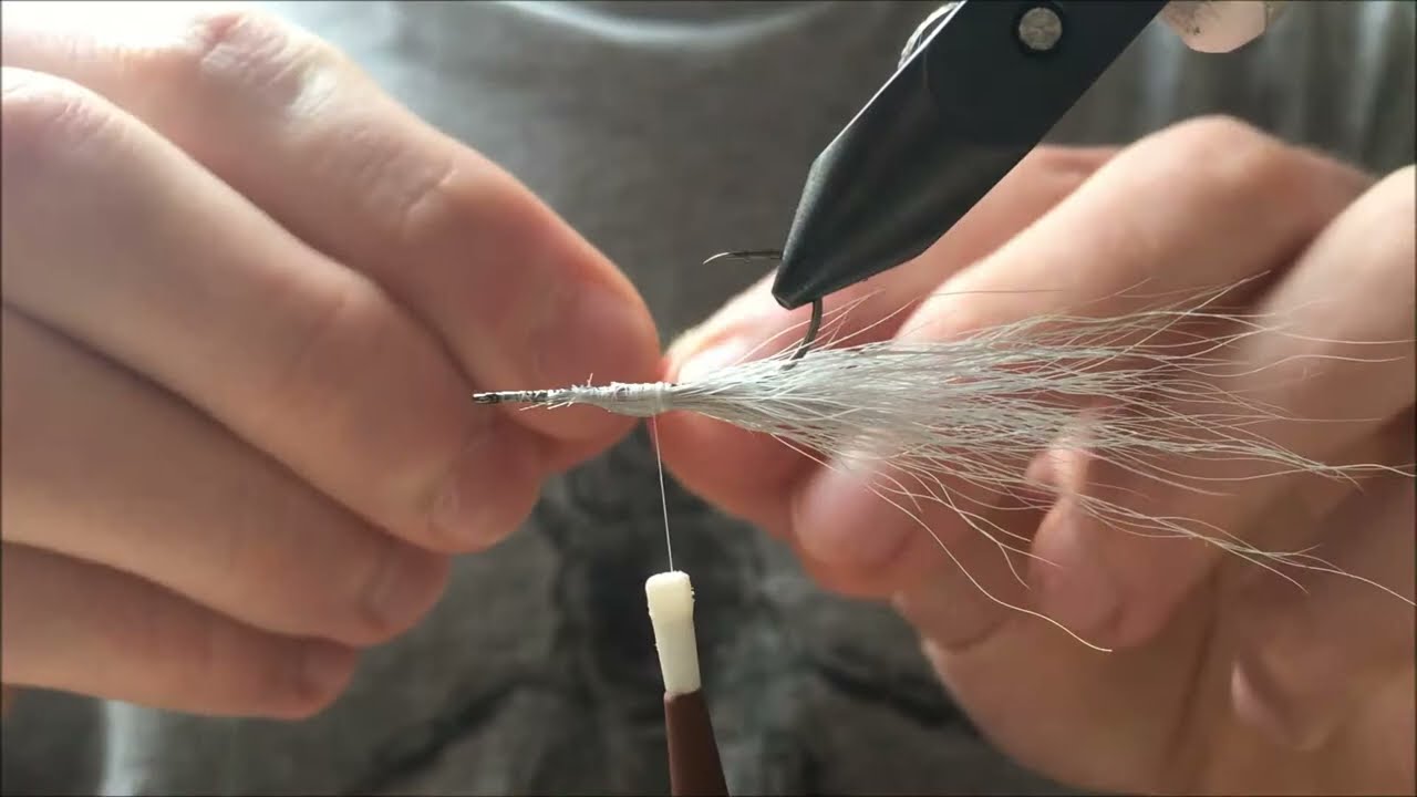 Fly tying Fly Patterns /  Morska Mucha na Belony