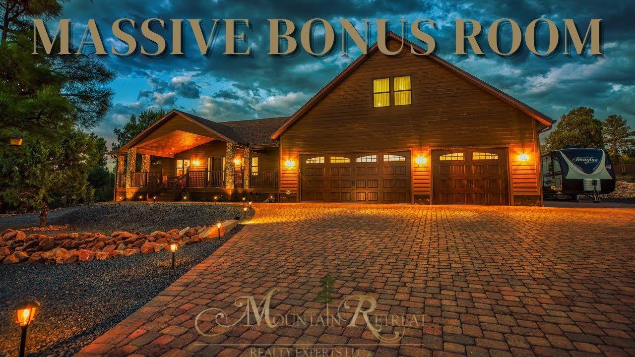 Welcome to your dream home in Show Low, AZ!