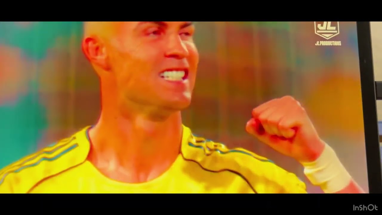 I am Reacting to christono ronaldo skills  ans best goals in 2025